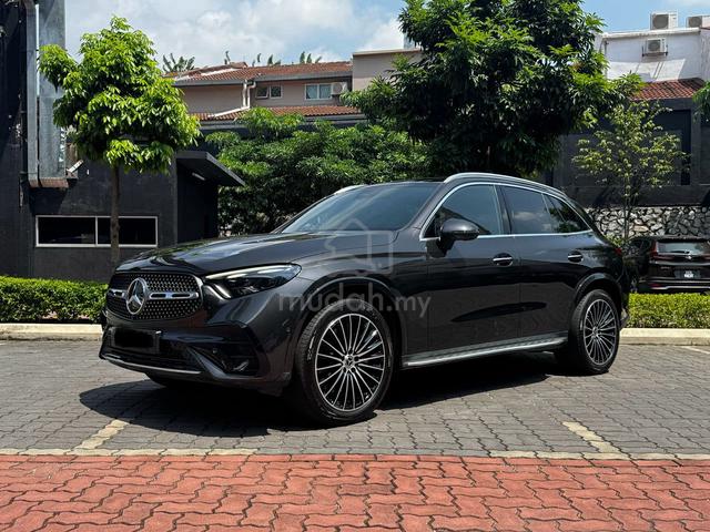 Mercedes Benz GLC300 AMG LINE UNDER MB WARRANTY - 1