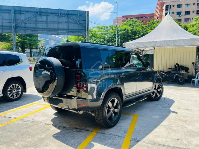 2023 Land Rover DEFENDER 2.0 110S P300 Ready Stock - 4