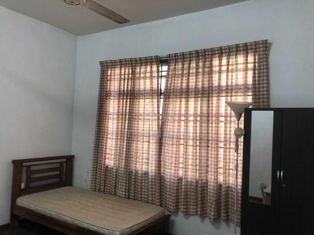 Room for Rent in Taman Nusa Perintis Gelang Patah 4