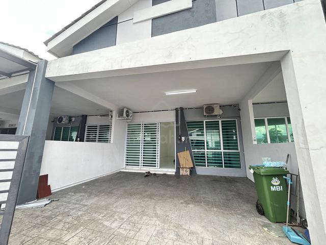 Ipoh Klebang single storey house for rent 1
