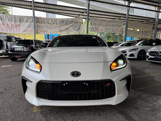 Toyota GR86 2.4 RZ 6A 2K KM LIKE NEW 2024 UNREG JP - 3