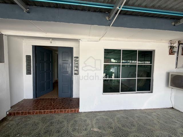 For Sale - 1Storey Intermediate House at Bandar Baru Samariang. 1