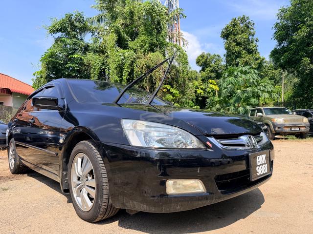 Honda ACCORD 2.0 VTI-S FACELIFT (A)-07 - 4