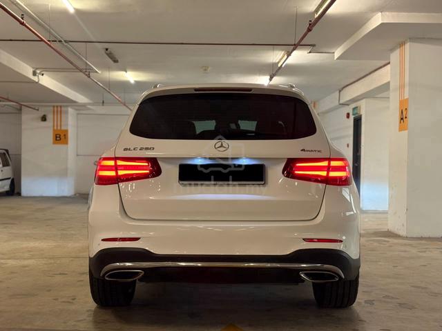 2017 Mercedes Benz GLC250 4MATIC COUPE AMG LINE - 5