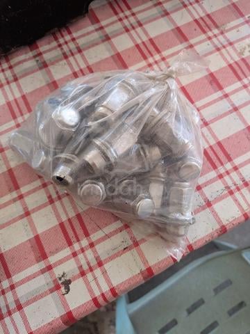 TOYOTA HILUX Rim  for sale  - photo 2 of 2