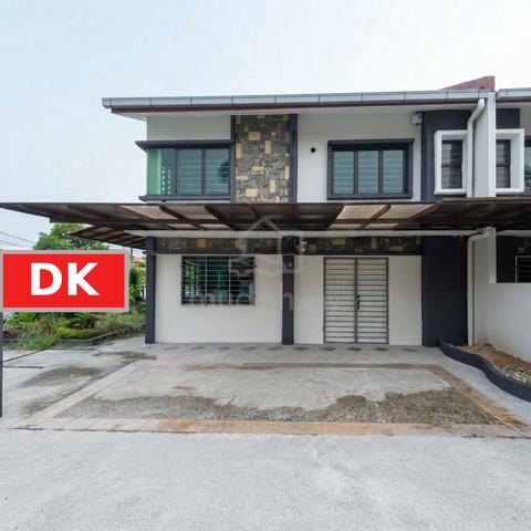 Bukit Serdang Corner Double Storey House for Sale, Renovated 1