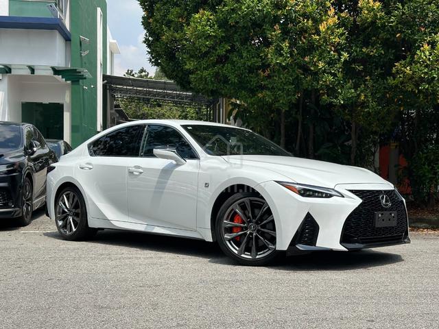 BLACK SEAT 4 CAM 2022 Lexus IS300 2.0 F-SPORT - 1