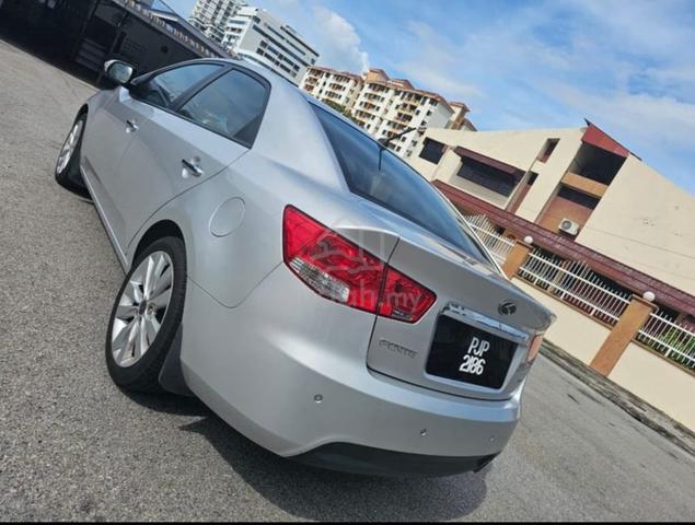 2010 Kia FORTE 1.6 SX (A) - 2