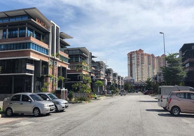 Freehold Semenyih Semi-D Factory 1