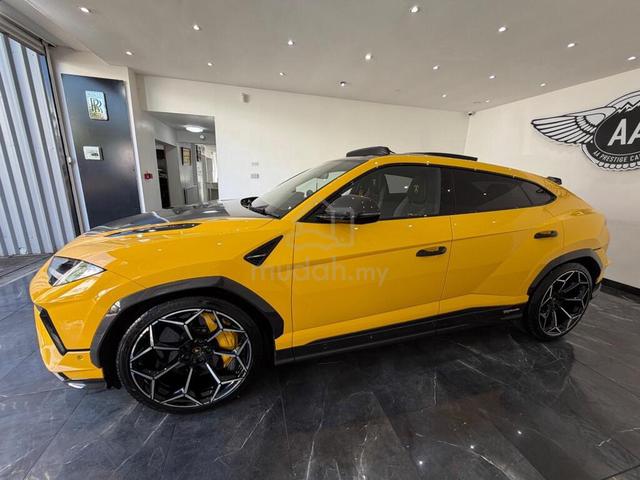 2023 Lamborghini Urus Performante CARBON PACKAGE - 3
