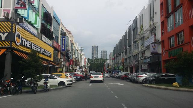 Bandar Puteri 4 4 Storey Shop Office 7500 Sf In Puchong For Sell 1