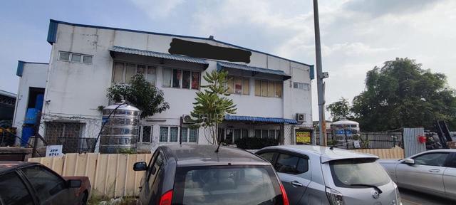 Land and building for sale - Pandamaran 1