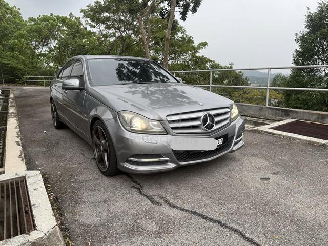 2011 Mercedes Benz C-CLASS 1.8 200 CGI BLUEEFCY - 1