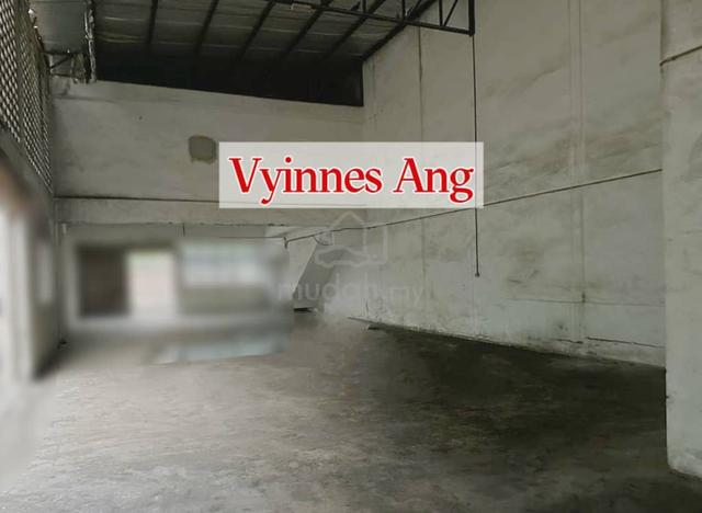 1.5 Storey Light Industrial at Valdor for Sale 1