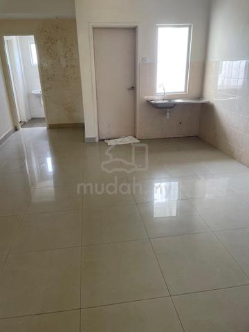 Bandar Sri Permaisuri Sommerset Close 4 Bedrooms Townhouse for Rent 1