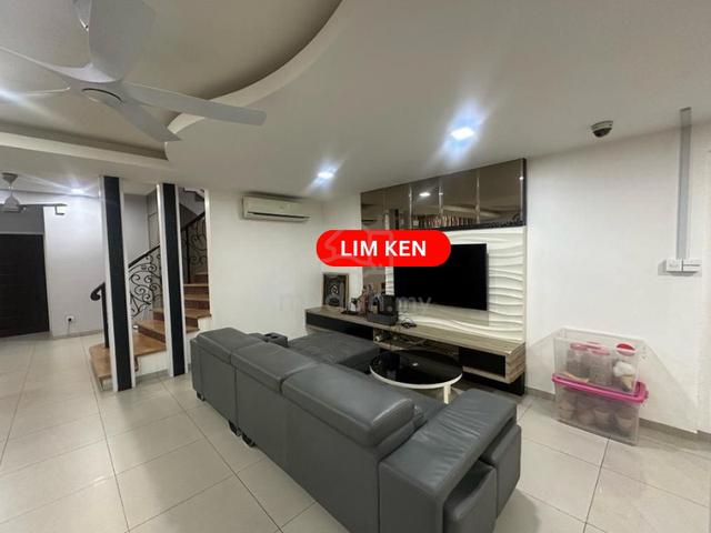 Taman Sri Indah 2-Storey Semi-D, Batu Maung (nice location) 1