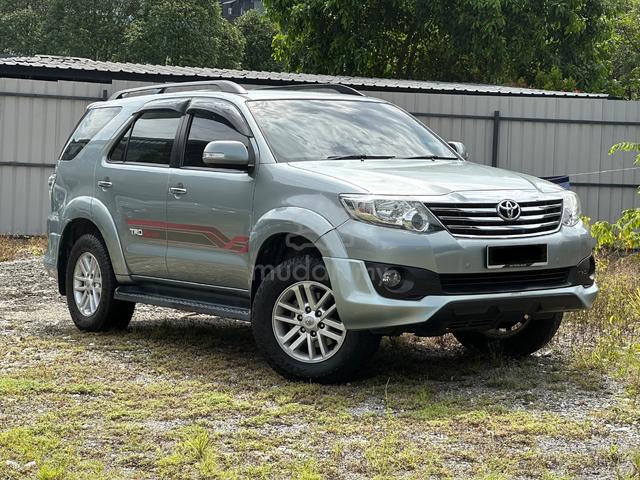 2012 Toyota FORTUNER 2.7 V TRD SPORTIVO FACELIFT - 1
