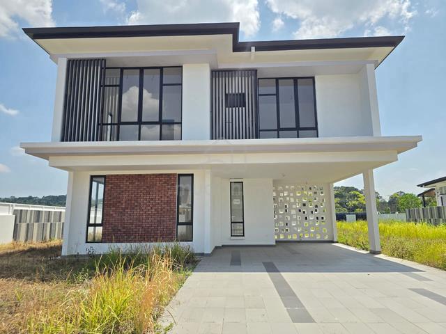 FREEHOLD BIG LAND 9700ft 2 Storey Bungalow House Setia Alam Sari Bangi 1