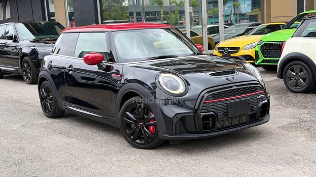 Mini COOPER JCW NFL 2.0 2023 LOW MILEAGE - 1
