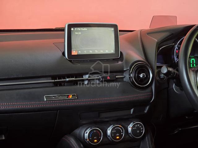 2015 Mazda 2 SKYACTIV (A) - 5