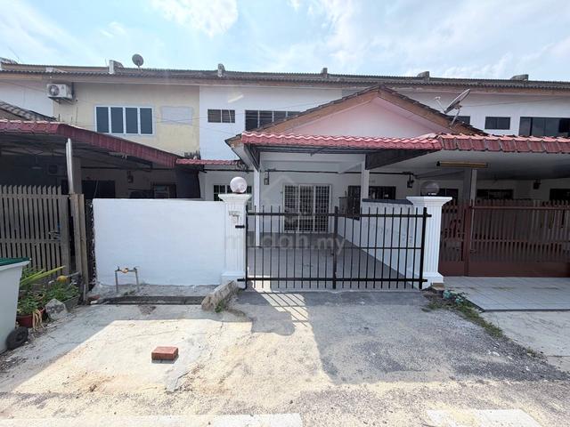 Taman Tanjung Gading Kesang Tangkak Muar, 2-Storey Terrace UNBLOCK 1