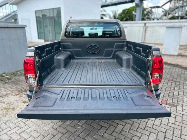 Toyota HILUX 2.4 E (A) No off Road, Original Paint - 3