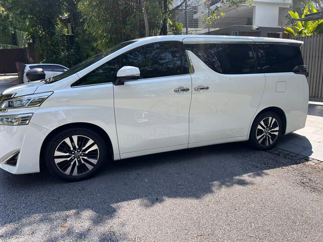 Toyota VELLFIRE ZG 2.5 Pilot Seat Sunroof - 5