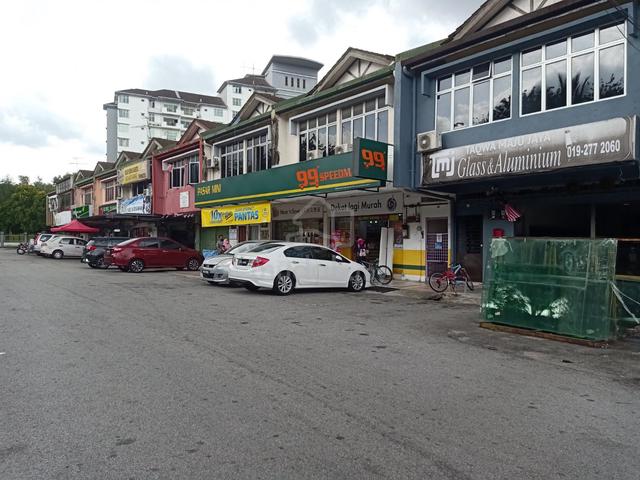 2-Storey Shop For Sale at Seksyen 4, Bangi, front row, easy access 1