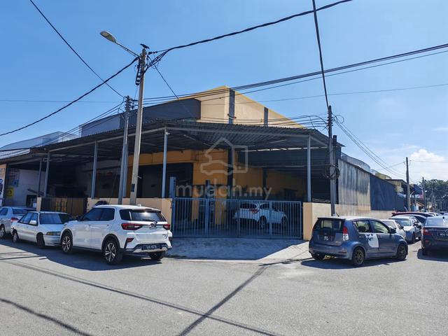 HOT INDUSTRIAL AREA 1.5 Storey Semi D Factory Taman IKS Merdeka, Batu 1
