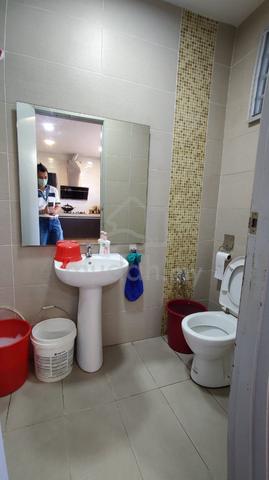 3 Storey Terrace House Putra Pogun 5 Bedroom 5