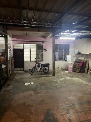 Rumah Untuk Disewa 1