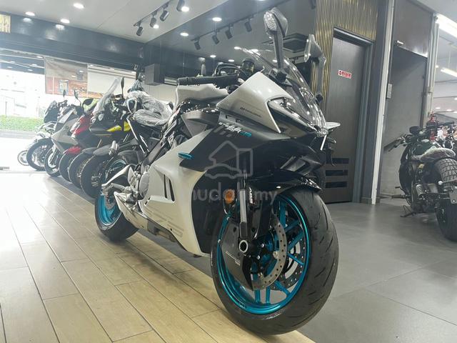 Carousel Image