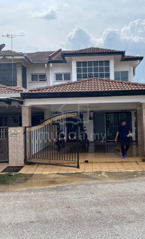 Rumah teres 2 tingkat di Indera Mahkota 2 sedia disewa 1