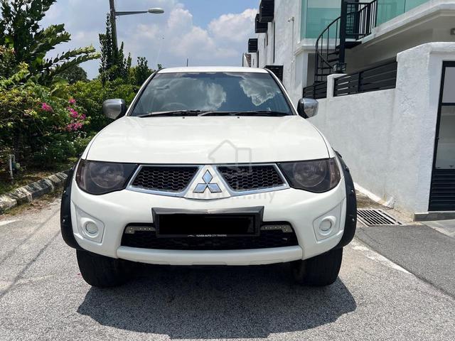 2011 Mitsubishi TRITON2.5(m)KAWKAW MURAH CAN LOAN - 2