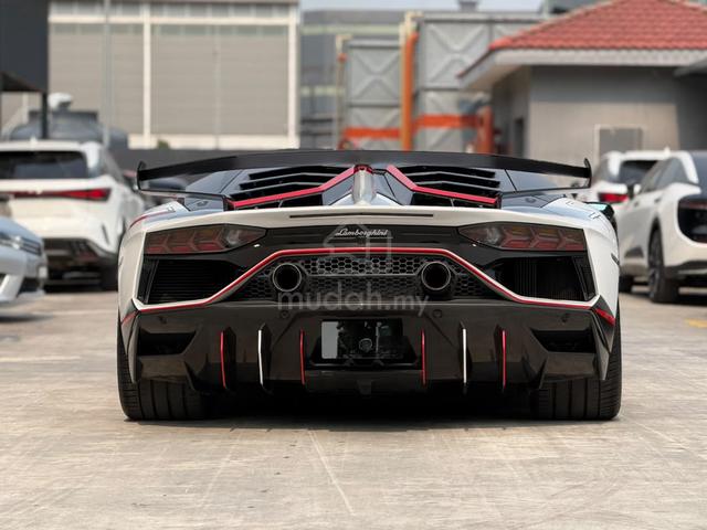 2018 Lamborghini AVENTADOR 6.5 SVJ V12 Coupe Local - 4
