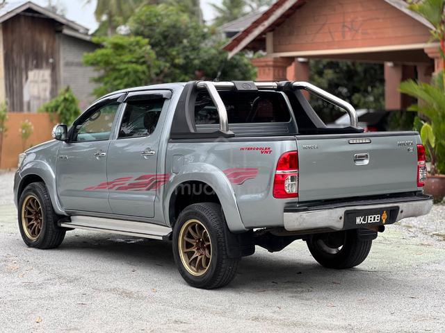 2012 Toyota HILUX 2.5 G VNT FACELIFT (A) - 5