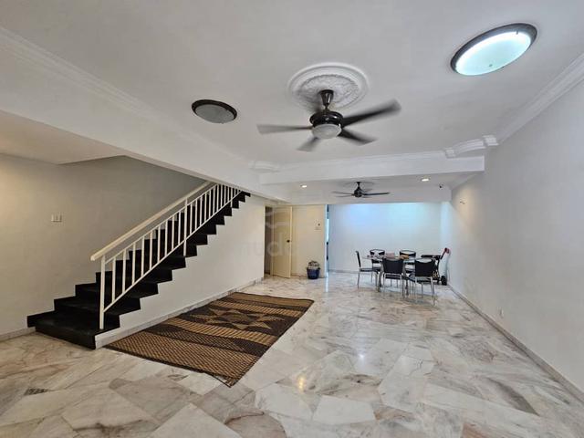 [Sewa] 2sty house CANTIK BESAR 4BR3B BERJAYA PARK Kota Kemuning 1