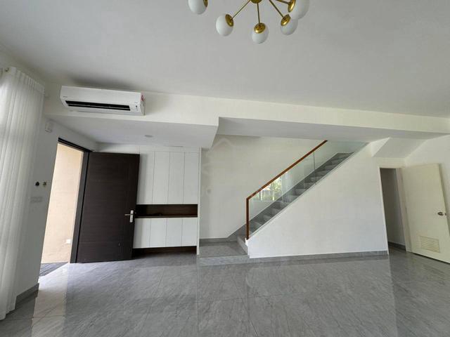 Country Garden Central Park @ Tampoi, DSTH, Renovated, Endlot, G&G 1
