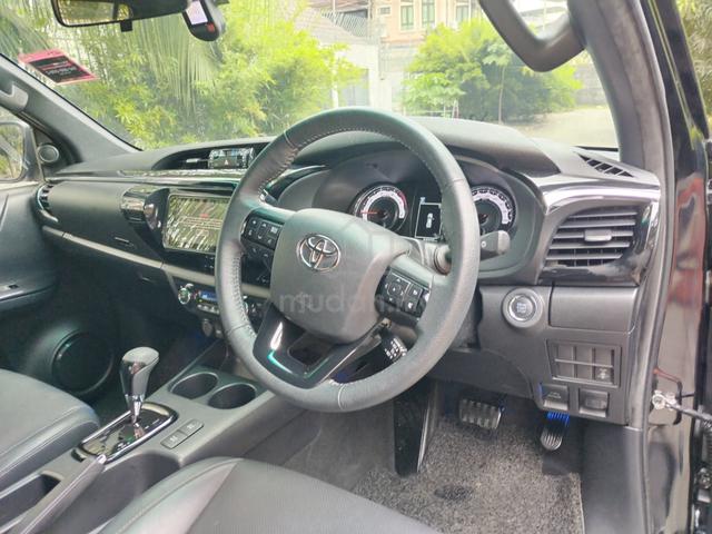 2020 Toyota HILUX 2.8 BLACK EDITION (A) 89K MILEAG - 3