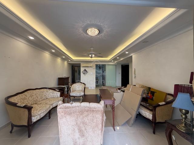 Riana Green East 2