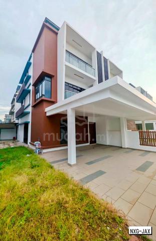 [BELOW MARKET] Setia Utama 1 (Retusa) Setia Alam 2.5-Sty Semi-D House 1