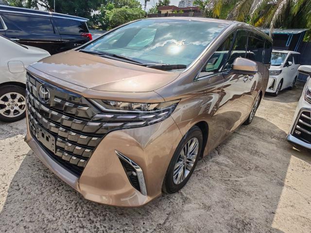 2025 Toyota ALPHARD 2.5 Z / GRADE 5A / 6K KM ONLY - 2
