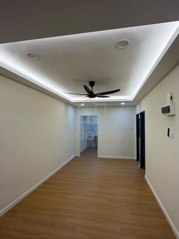 Taman uiversiti house for sale 1