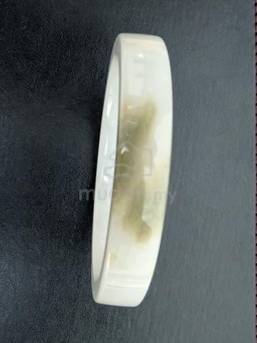 Myanmar Jade Bangle (缅甸A货手镯） - photo 2 of 3