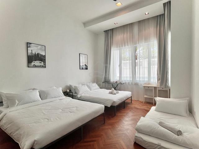 The Suites @ Waterside (Straits Quay) 1