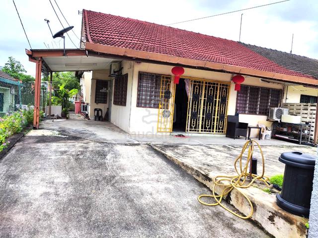 Single Sty Endlot Link House at Section 14 PJ 1