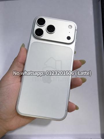 Iphone 17 Pro Max 256gb (Silver) - photo 2 of 5