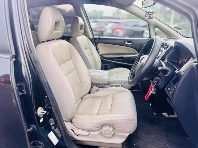 2004 Honda STREAM 2.0 iV (A) - 5