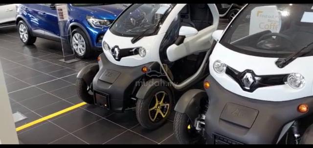 2022 Renault TWIZY Like New Indoor Climate Room - 2