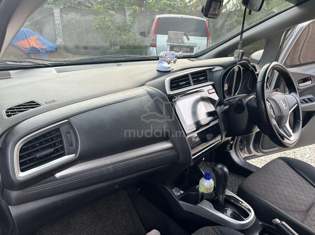 2016 Honda JAZZ 1.5 V MY2014 (A) - 4